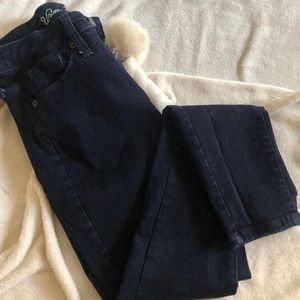 Women’s Dark Wash Skinny Jeans
